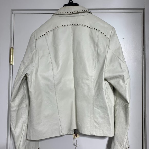 Leather Jacket white with studs, collar size large - Picture 3 of 9